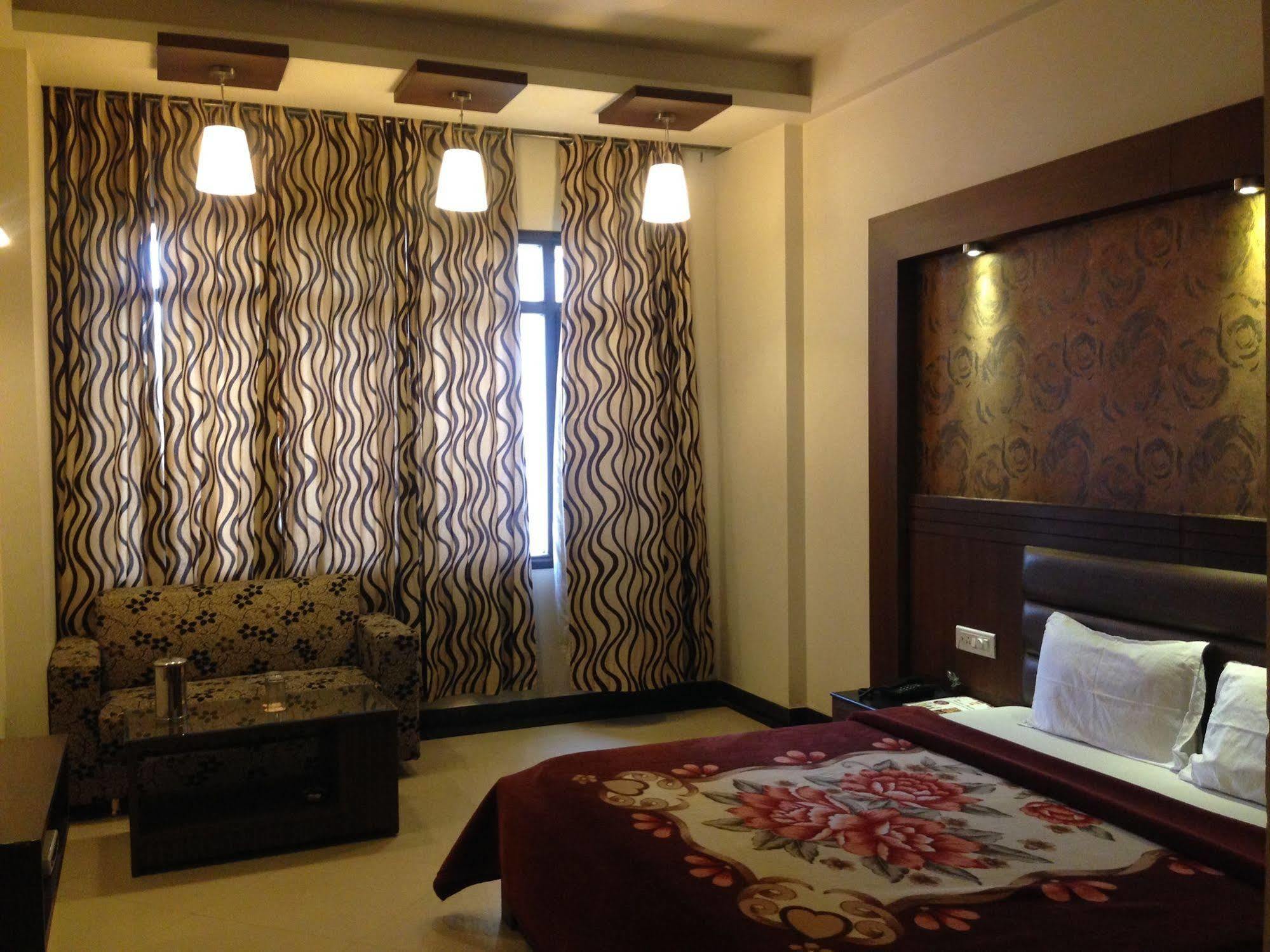 Hotel Namaskar Residency Amritsar Exteriér fotografie